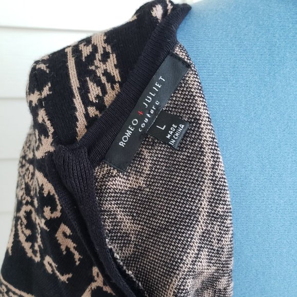 Romeo and Juliet Couture form fitting short sleeve sweater dress - Picture 6 of 8